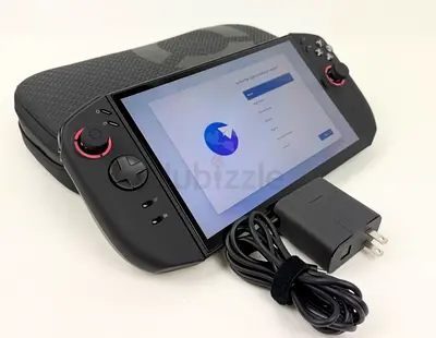 Lenovo Legion Go 2 Handheld Gaming PC 8.8 PureSight Ryzen Z2 32GB 1TB SSD W11H