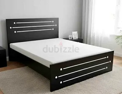 Brend New Queen size 150x190 bed with Madical Matress Available