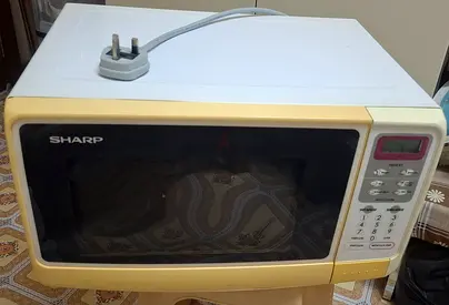 SHARP Microwave Oven - Khalidiya