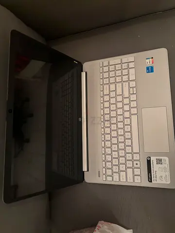 HP 15-inch Laptop, i5 11th Gen, 16GB RAM, 1TB NVM (capacity), Intel Iris Xe graphics.