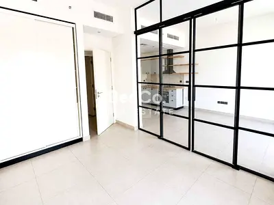 Vacant | Chiller Free | High Floor