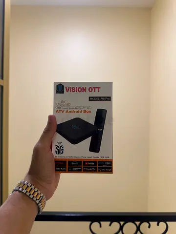 Vision OTT Android TV Box - 4K Smart Media Player (boxed, unused)