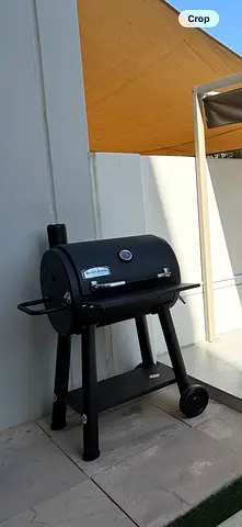 Broil King Charcoal Grill 400 - used couple of times only - with summer cover