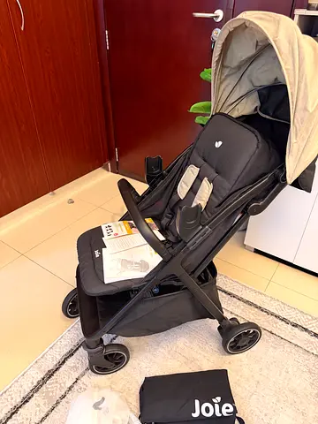 Joie pact pro stroller (flight cabin friendly)