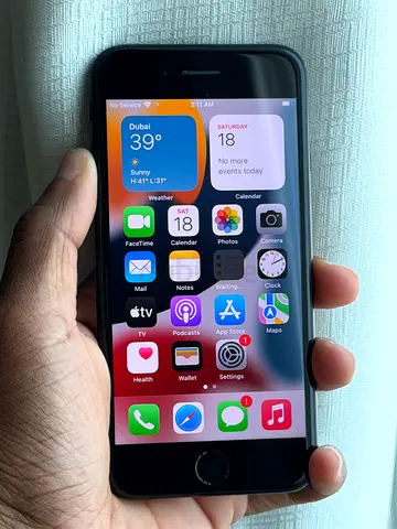 Clean Good Condition Apple iPhone 7 / 32 GB