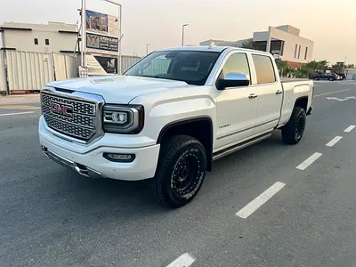 GMC Sierra Denali 2017 | American Specs | Pristine Condition