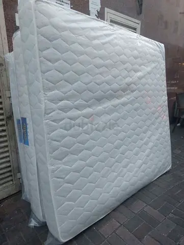 King size mattress 180x200cm. All times delivery available