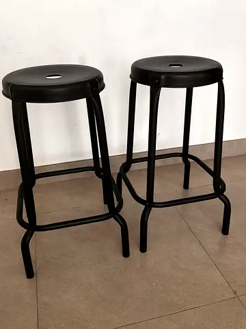 Set of 2 black metal bar stools - sturdy simple design