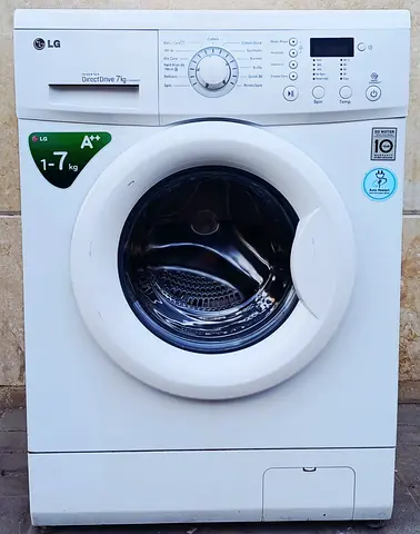 Its LG digital inverter, 7kg washing machine, working condition