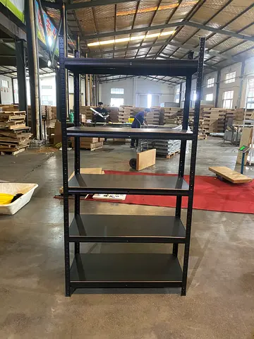 Heavy Duty Plastic Pallets Available good condition