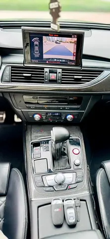 2015 AUDI S6 照片 12