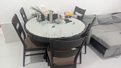 Round Dining Table with Five Chairs