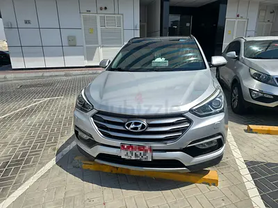 Hyundai Santa Fe GLS 2016 GCC Specs