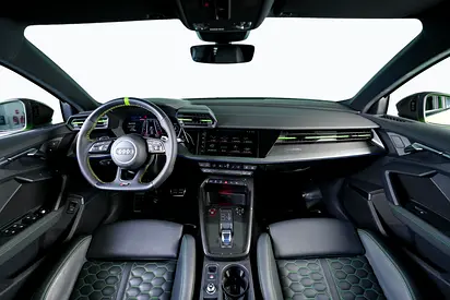 صورة 10 لـ 2022 AUDI RS3
