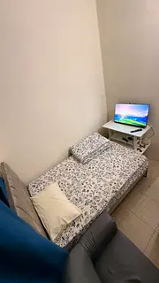 Room with partition