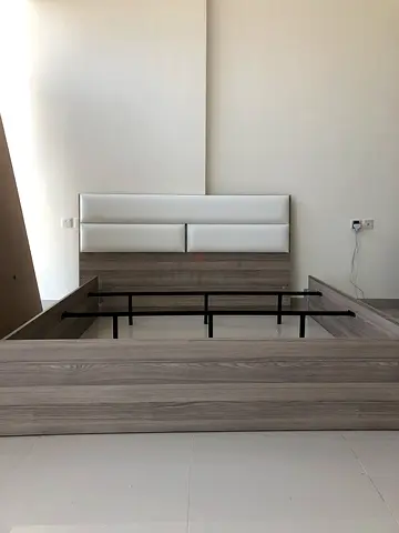 King size Bed and memory foam mattress