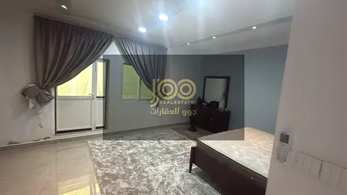 للإيجار السنوي – موقع ممتاز قريبه من البحر فيلا مفروشة مميزة في موقع استراتيجي قريب من المطافئ والبحر