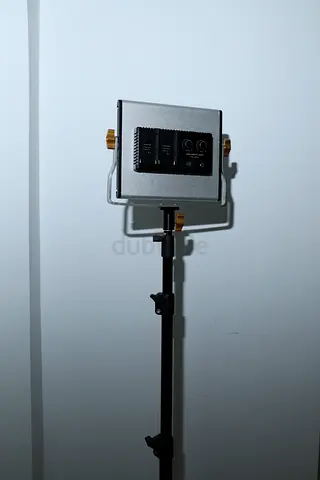 Video Light + 180cm Tripod