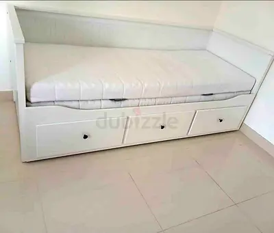 Ikea hemnes day bed with mattress 2