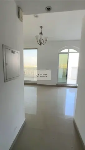 Chiller Free | Luxury Living | Ready Property