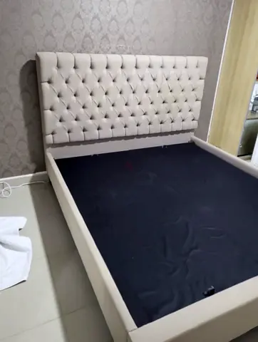 Frame bed king size