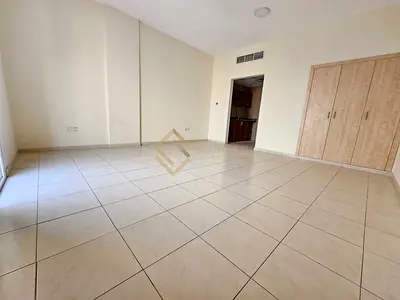 Ready To move / Best Price / With Parking