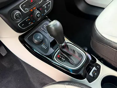 2019 JEEP COMPASS thumbnail 17