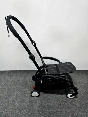 Babyzen Yoyo2 stroller frame black color good condition