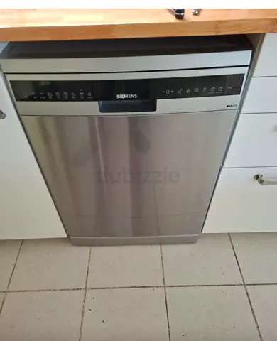 Siemens iQ500 dishwasher neat and clean perfect working