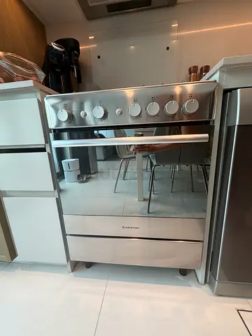 Stainless Steel Freestanding Gas Cooker with Oven - Good Condition