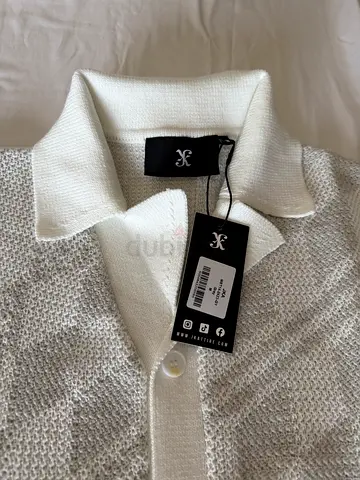 White knit men’s two piece shorts and shirt - very stylish Medium