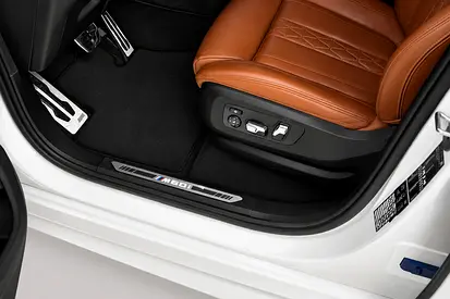 صورة مصغرة 18 لـ 2025 BMW X5