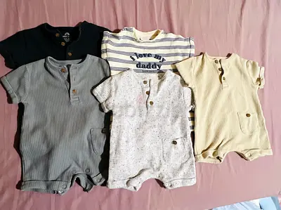 Set of 5 Baby Boy Short Rompers (0-6 months) - Neutral Colors