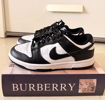 Nike Dunk Low Panda Sneakers