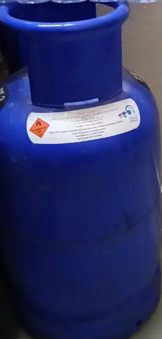 Blue LPG Gas Cylinder - 15kg (Used, good condition)