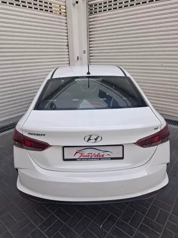 صورة 7 لـ 2021 Hyundai ACCENT
