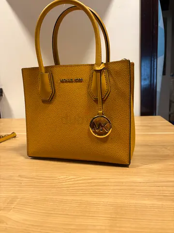 Micheal kors bag