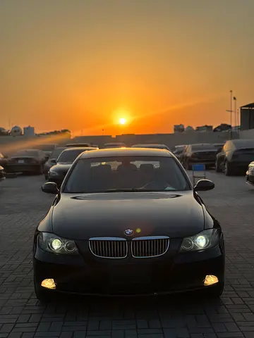 BMW 323i 2006 - Japanese Specs