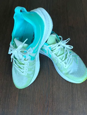 Mens running shoes for sale