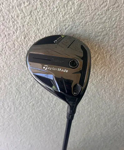 TaylorMade Qi35 16.5° 3 hy brid - Good Condition