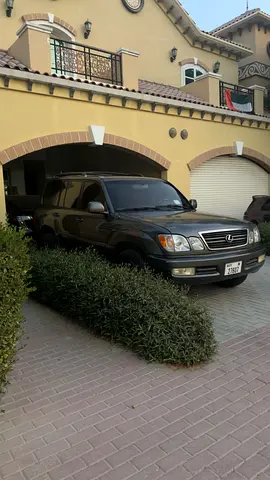 Well-Maintained 2001 Lexus LX 470 - V8 Luxury SUV - American Specs
