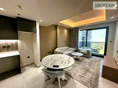 OPEN VIEW + BRIGHT | HIGH FLOOR | PRIME LOCATION