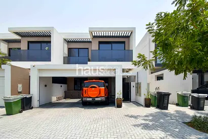 Impressive | 4 bedrooms | Corner