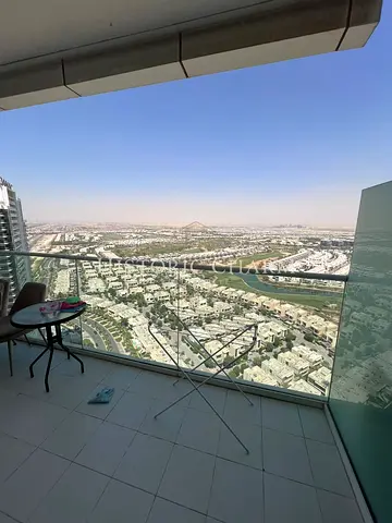 High-Floor Studio | Golf View | Balcony