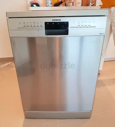 Free Delivery- SIEMENS iQ300 Model Dishwasher 3 rakes With Digital Clock 60x60 cm
