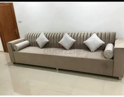 Modern 3-Seater Velvet Sofa with Cushions - Neutral Beige