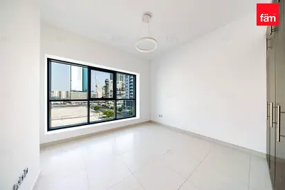 1 month for Free|1 parking|Near Metro |4 cheques