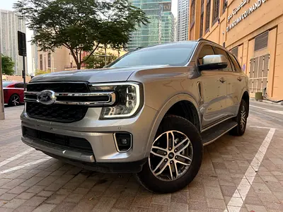 Ford Everest XLT 2025 GCC Specs-Only 5000 km-Warranty and Service contract until Feb 2031-No Paint