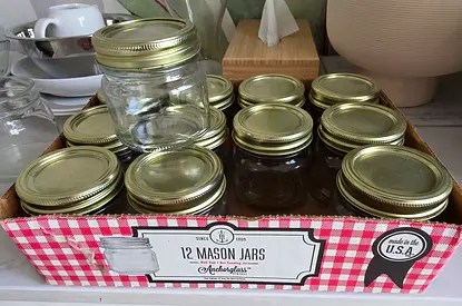 Set of 12 Anchor Hocking Mason Jars