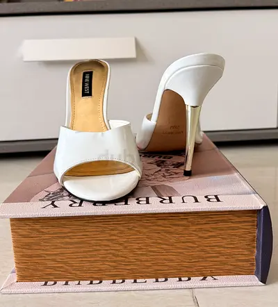 Nine West White Patent Heeled Mules